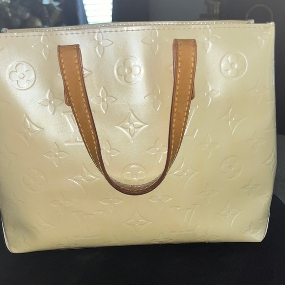 Authentic Louis Vuitton Vernis Tote with Brown Handles - Picture 1 of 4